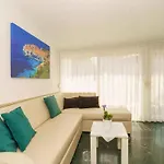 Apartman In 45073 Crikvenica