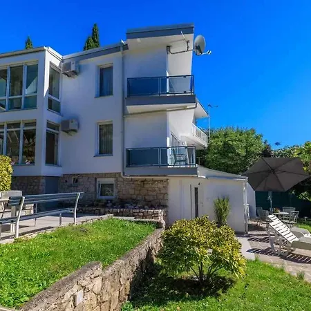 In 45073 Apartman