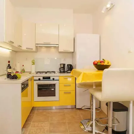 Appartamento In 45073 Crikvenica